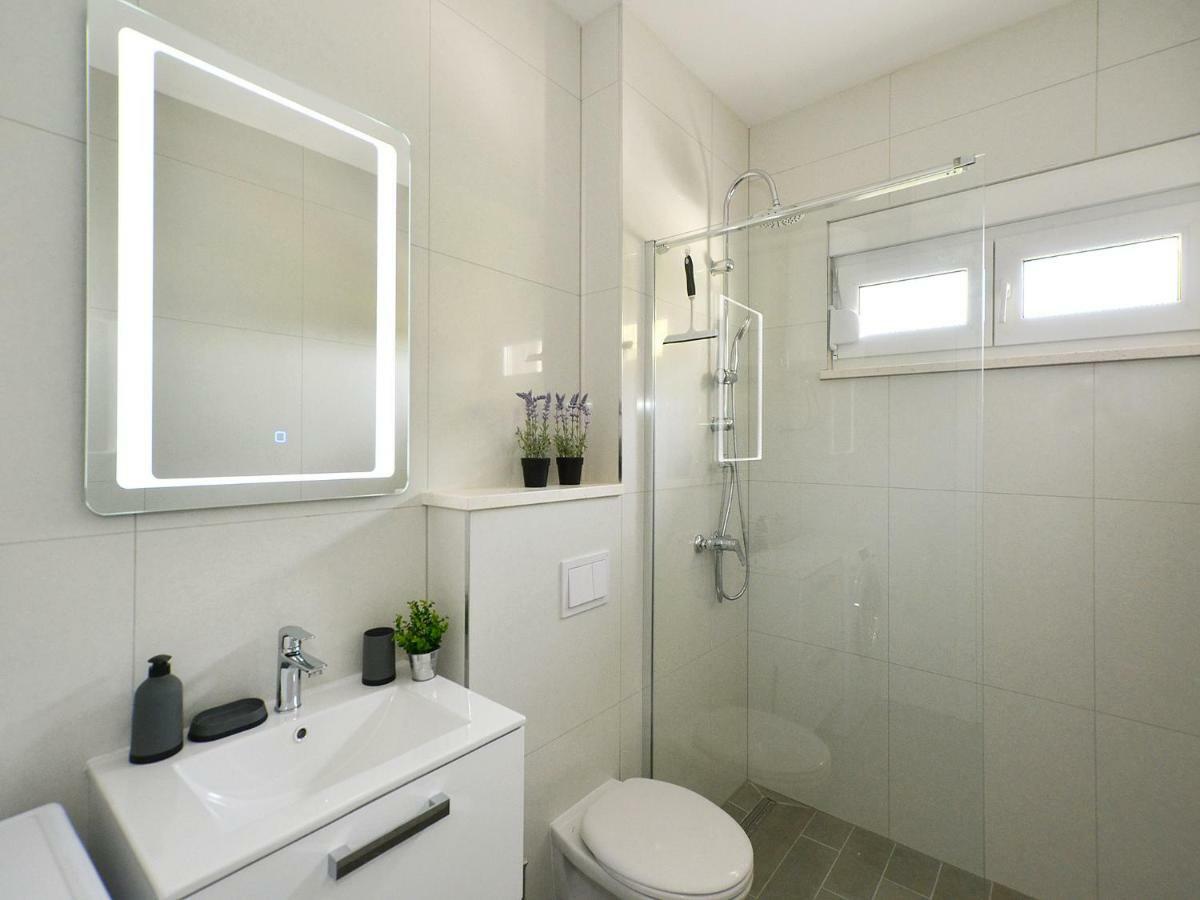 Sunshine Apartment Trogir Exterior photo