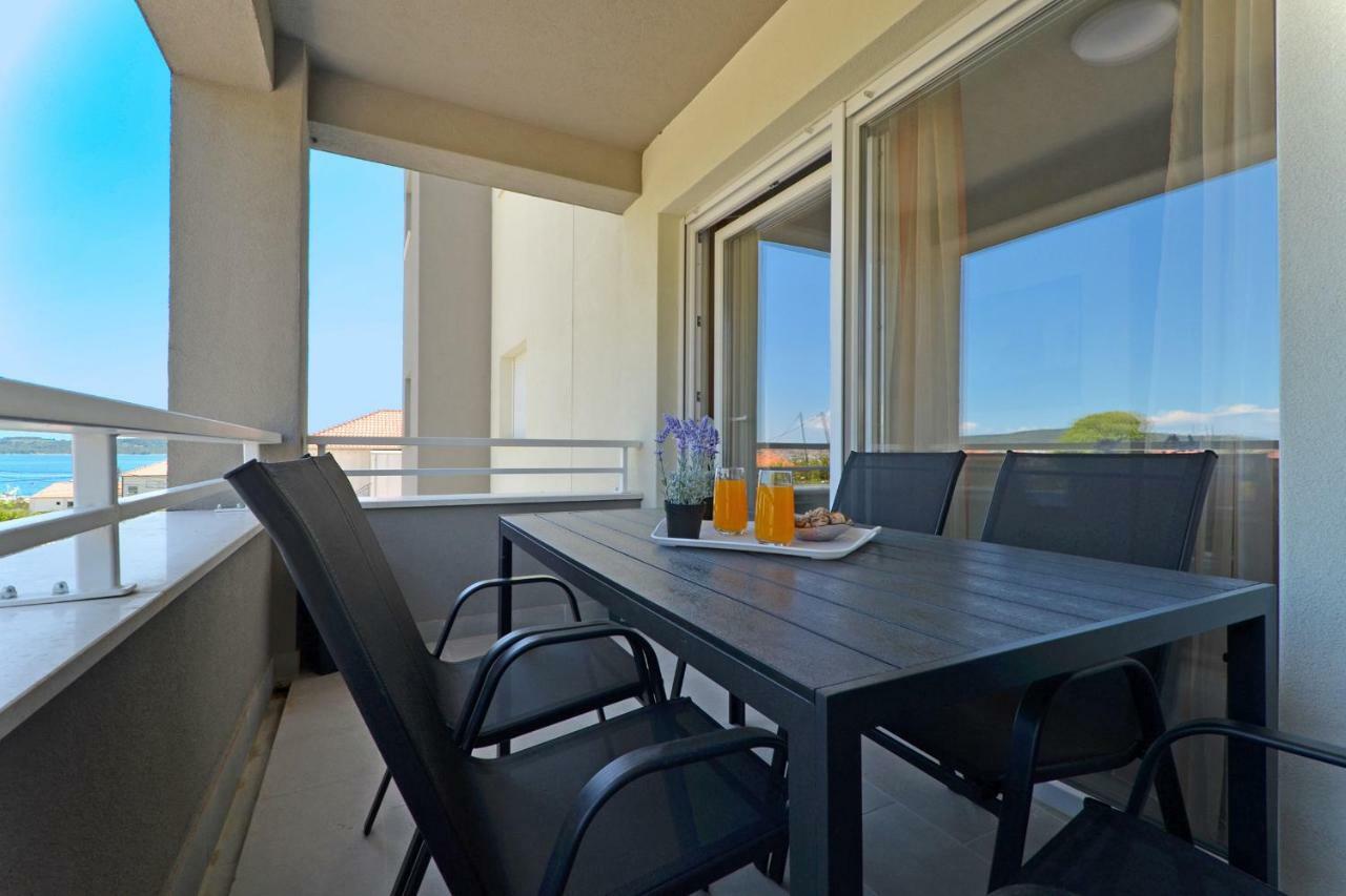 Sunshine Apartment Trogir Exterior photo